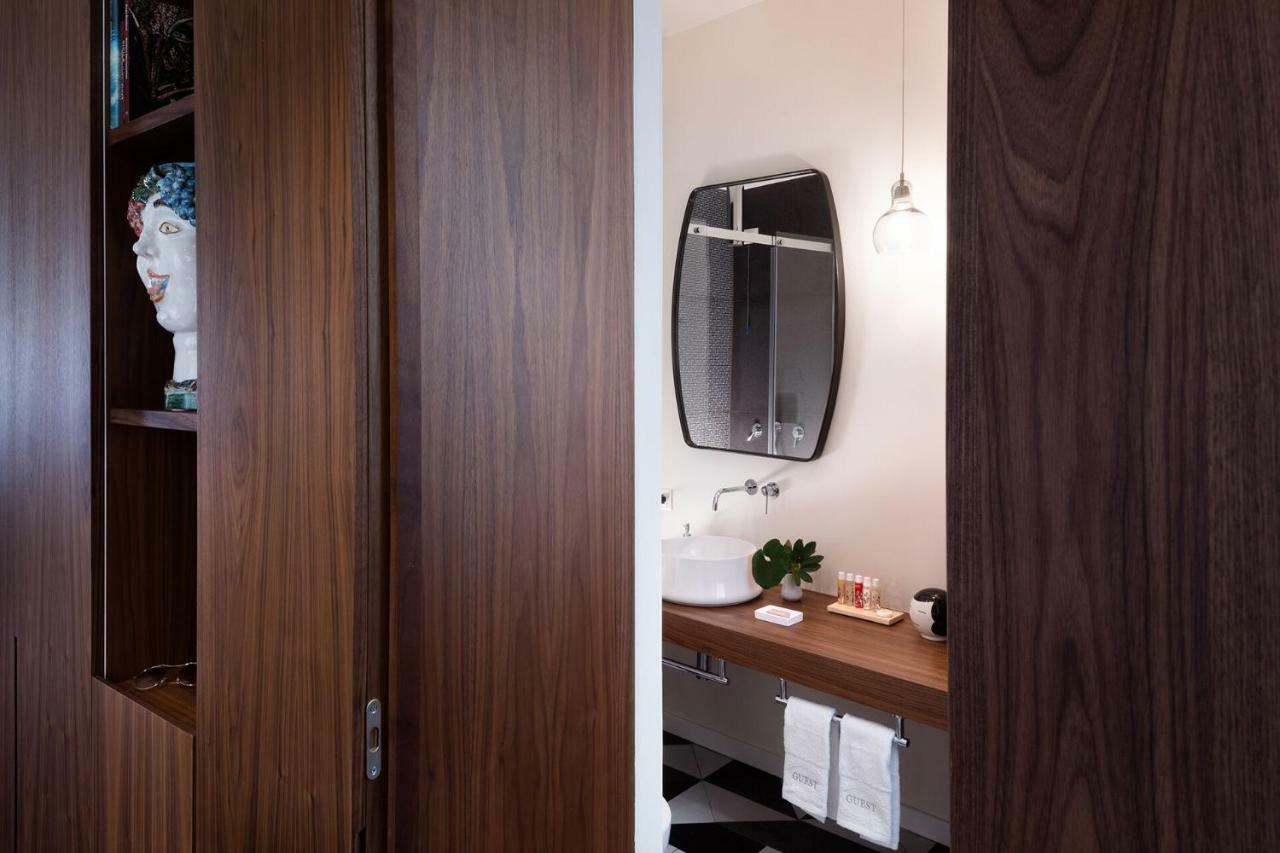 Le Moresche - Nica Apartment タオルミーナ エクステリア 写真